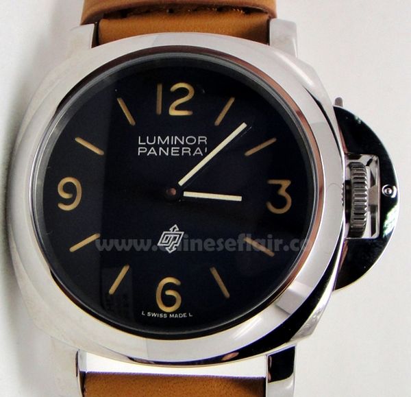 Replica Panerai Brown Alligator Leather Luminor Base 44mm Watch